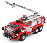 Конструктор машина з гідрантом "Пожежна вантажівка" 767 ел. рухомі елементи в коробці (XB-03028), фото 5