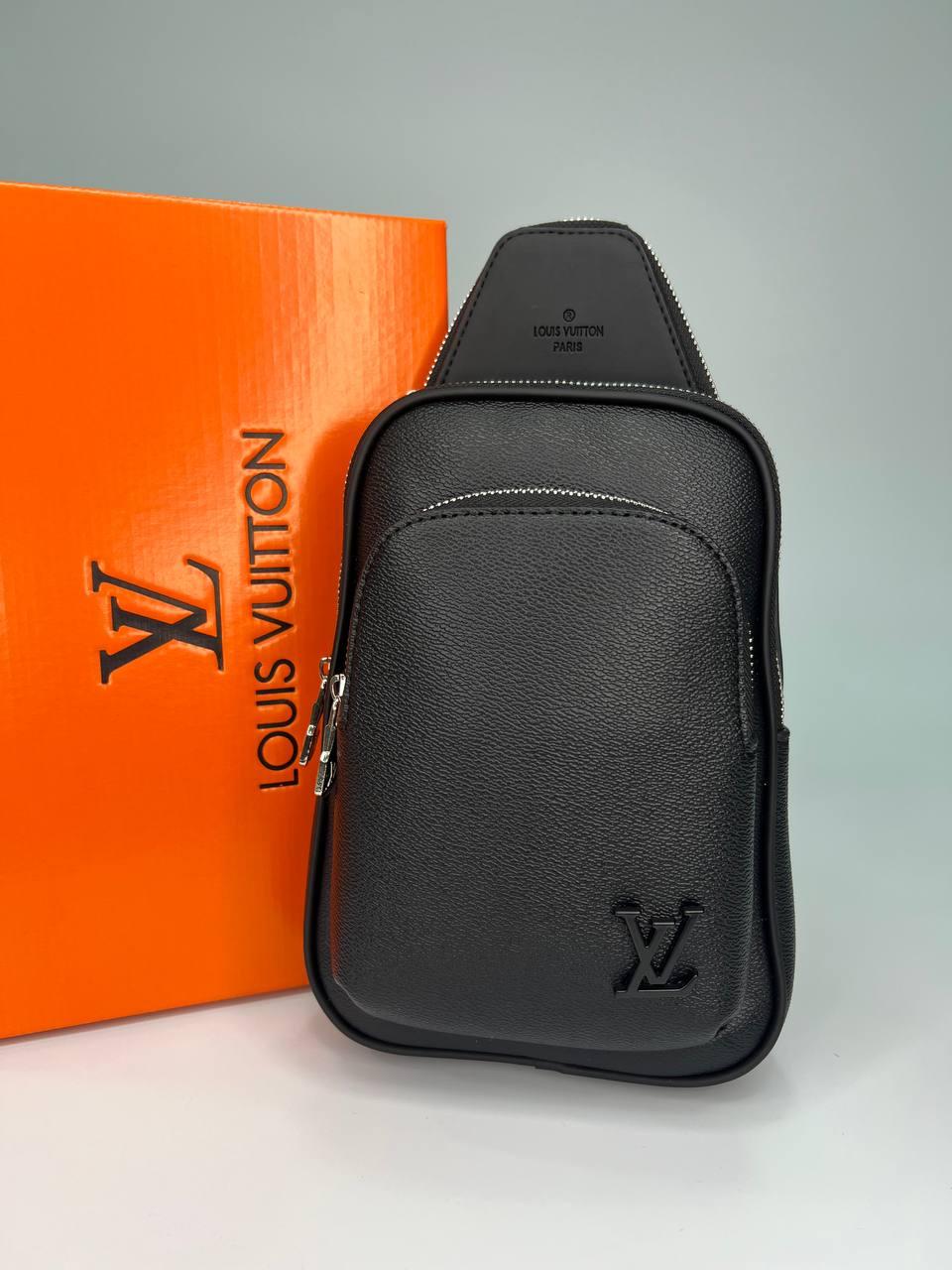 Сумка-слінг чоловіча Louis Vuitton чорна з подарунковою коробкою, фото 1