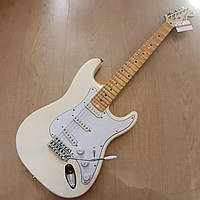 Електрогітара Fender Stratocaster YJM Milk White SSS China