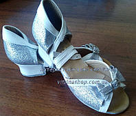 Туфли танцевальные для девочки на блок-каблуке белая кожа+парча серебро эксклюзив