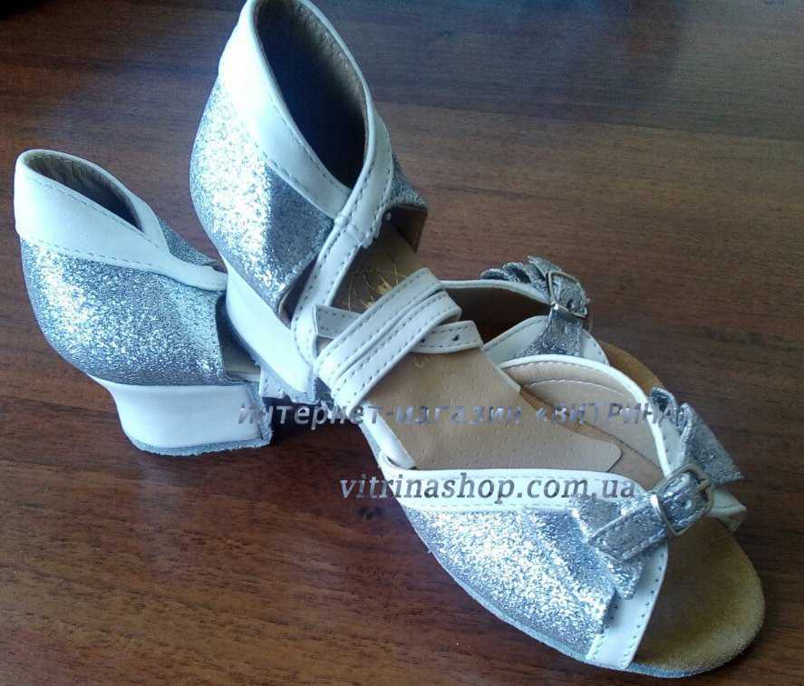 Туфли танцевальные для девочки на блок-каблуке белая кожа+парча серебро эксклюзив - фото 1 - id-p477773221