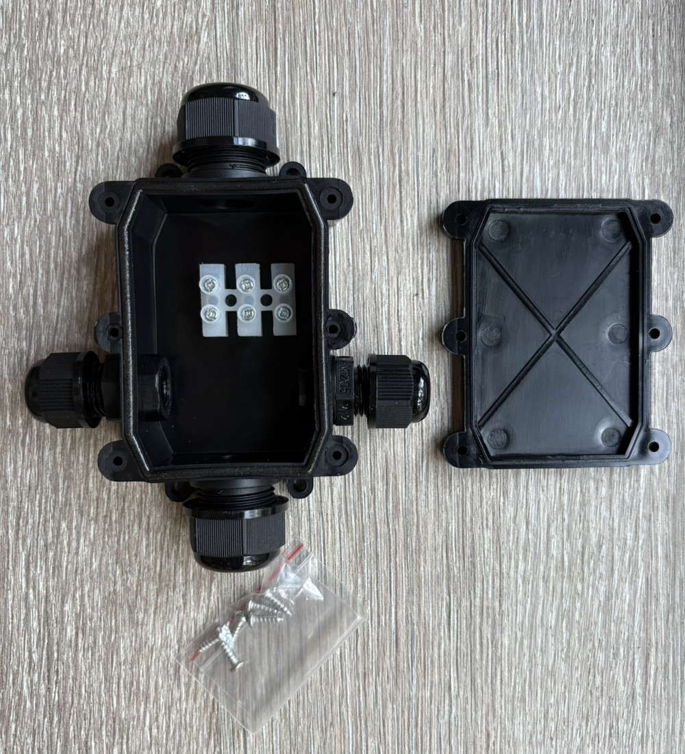 Розподільна коробка IP68 4 введення кабелю.Герметична розподільна коробка PJ7134P