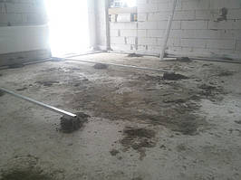 Установка маяків за допомогою лазерного рівня.