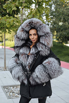 Модна парка з хутром Чорнобурки в тонуванні gold