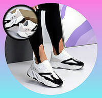 Жіночі білі спортивні кросівки з чорними деталями для міста та активного відпочинку Stilli