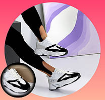 Жіночі спортивні кросівки Stilli з чорними вставками з натуральної шкіри та замші