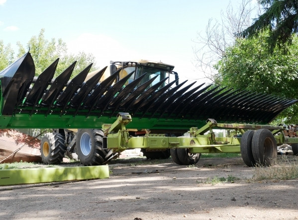 Жатка (жниварка) для збирання соняшнику безрядкова СХ 11.2, ширина 11.2 м "Велес-Агро", фото 1