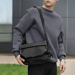 Чоловіча чорна сумка з кишенями на замку Pobedov Modest