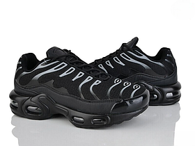 Чоловічі чорні кросівки