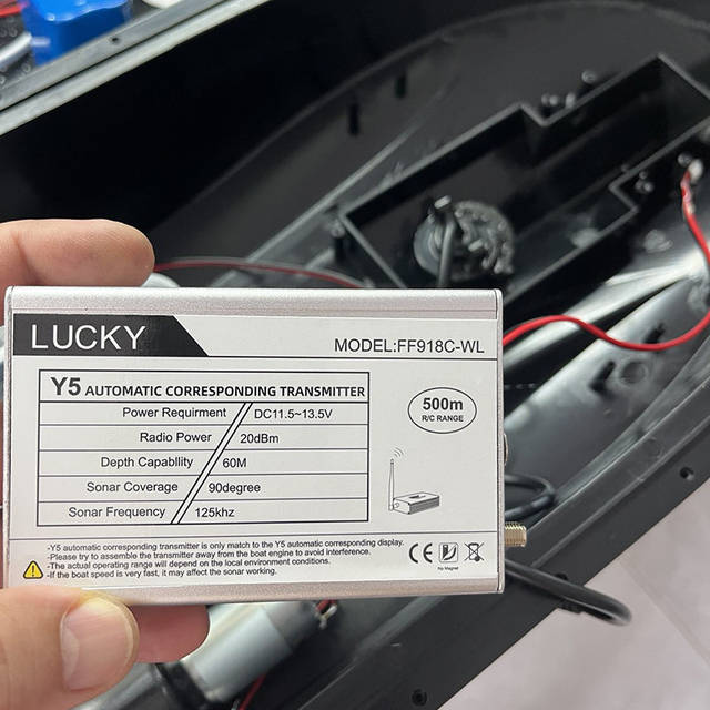 Will Smith ボブルヘッド ① Lucky FF 518 — Купить эхолот-часы для рыбалки недорого