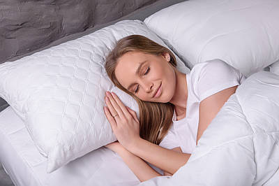 Подушка Sleep Cover антиалергенна стьобана