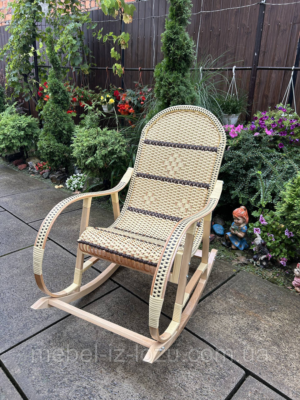 Крісло -качалка Колір Бежевий з коричневою вставкою, фото 1