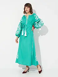 Жіноче м'ятне максі плаття вишиванка сукня бохо з білою багатою вишивкою | красива жіноча сукня вишита