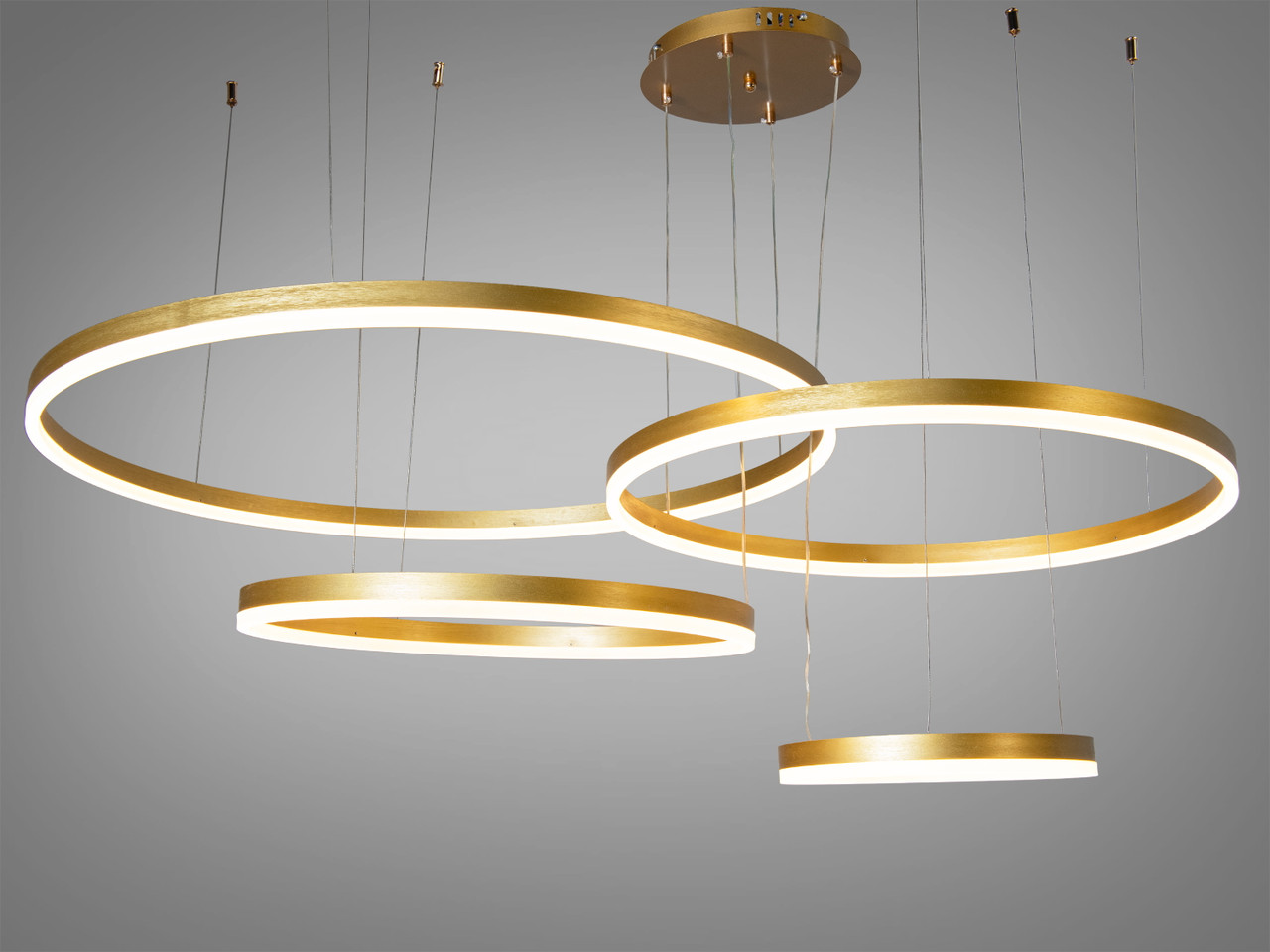 Світлодіодна люстра на тросах золота 157 Вт з пультом для вітальні 1029-800+600+500+300GD