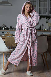 М'який жіночий халат на запах з капюшоном та кишенями принт серця Xmd15