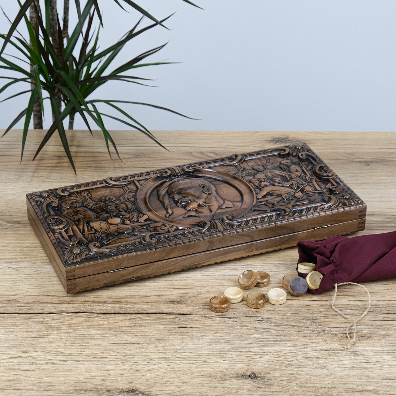 Нарди різьблені з натурального дерева вишня "Козак" ручна робота українських майстрів розмір дошки 50*46 см, фото 1