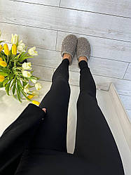 Чорні жіночі зручні теплі безшовні обтягуючі еластичні лосини в рубчик на хутрі