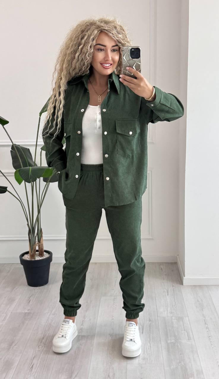 Жіночий вельветовий брючний костюм з сорочка на кнопці, фото 1