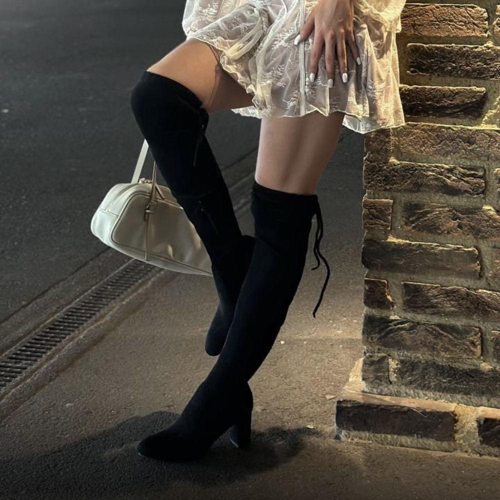 Жіночі ботфорти на маленькому підборі, Замшеві ботфорти на підборах, жіночі чорні ботфорти, фото 1