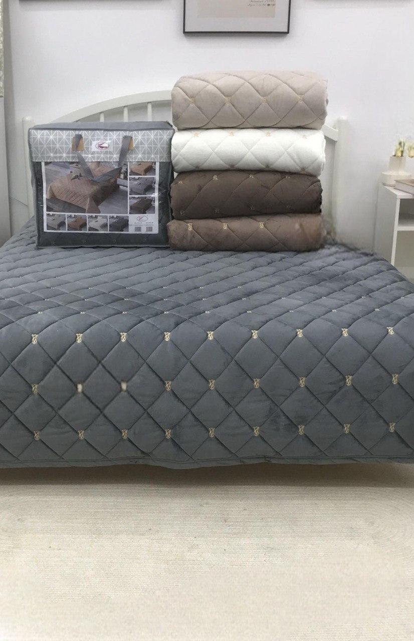 Велюрове стьобане покривало з прошарком синтепону 210х230, фото 1