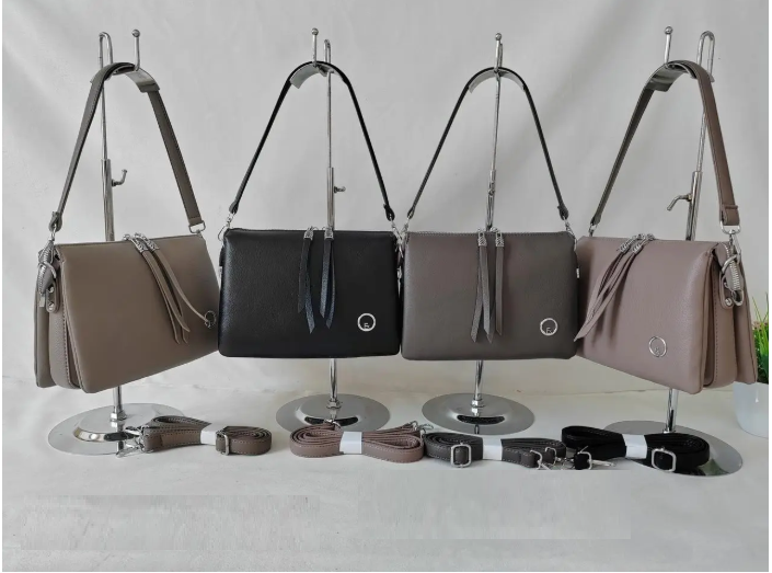 Сумка жіноча крос-боді 25,5*17,5 см на блискавці зі штучної шкіри у різних кольорах Zhenya, фото 1