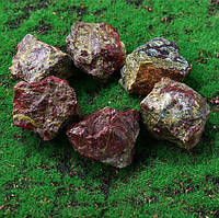 Яшма кров дракона необроблена 3-5 см