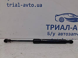 Амортизатор кришки багажника Infiniti