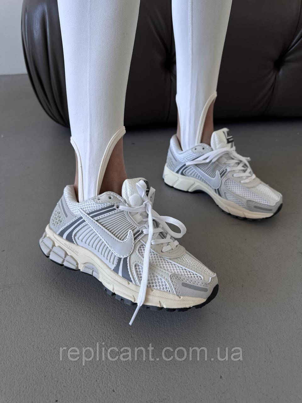 Женские кроссовки Nike NIKE ZOOM VOMERO 5 | “PLATINUM TINT” premium кросівки Nike унісекс, фото 1