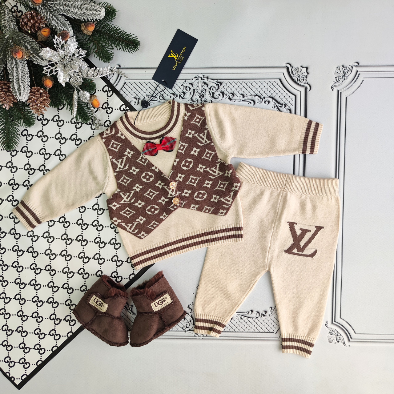 Дитячий бежевий теплий в'язаний костюм Louis Vuitton для хлопчика