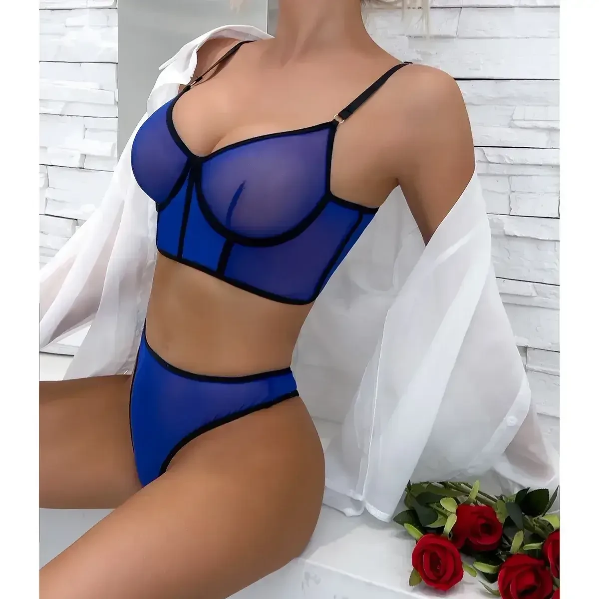 Жіночий напівпрозорий комплект білизни синього кольору трусики та ліф топ з кісточками