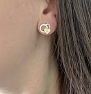 Срібні сережки-пусети сердечка з білими цирконіями та золотими вставками "Шарлін", фото 4