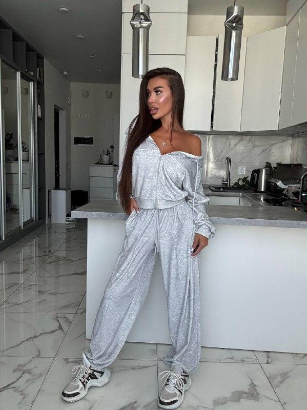 Жіночий прогулянковий костюм; Кольори: чорний, графіт, меланж, синій; Розміри: 42-44,46-48;, фото 1