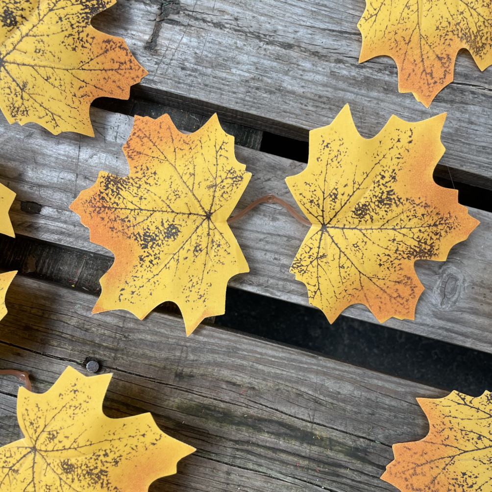 Штучне листя клена жовте 20 шт. уп 18 см, фото 1