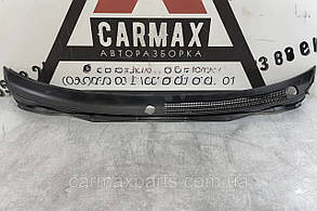 Накладка під двірники ЖАБО Mitsubishi Pajero Sport 1 K90 1997-2008 MR221996