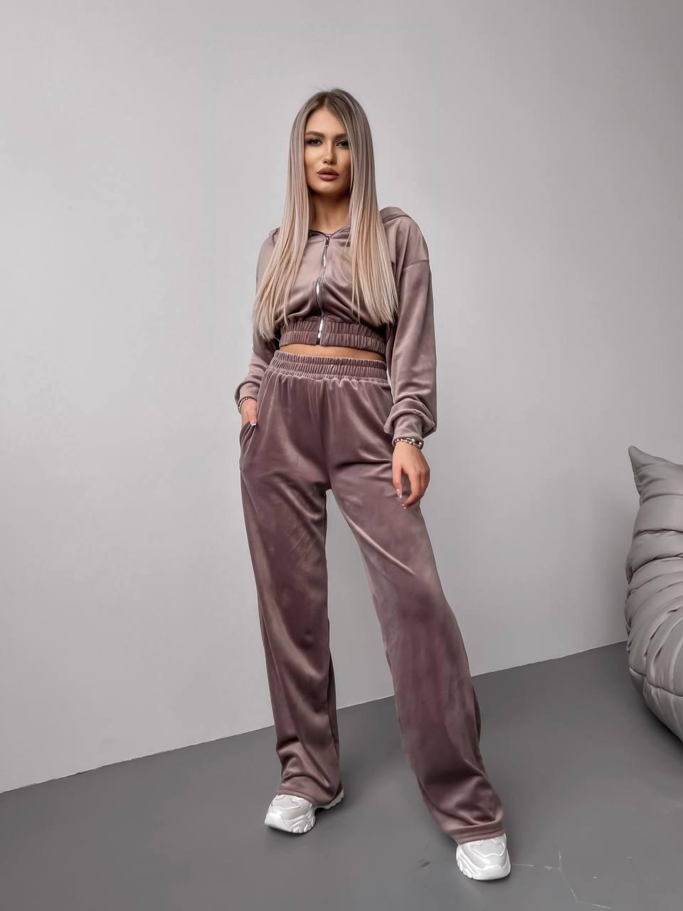 Жіночий прогулянковий костюм; Різні кольори ; Розміри: 42-44, 46-48;, фото 1