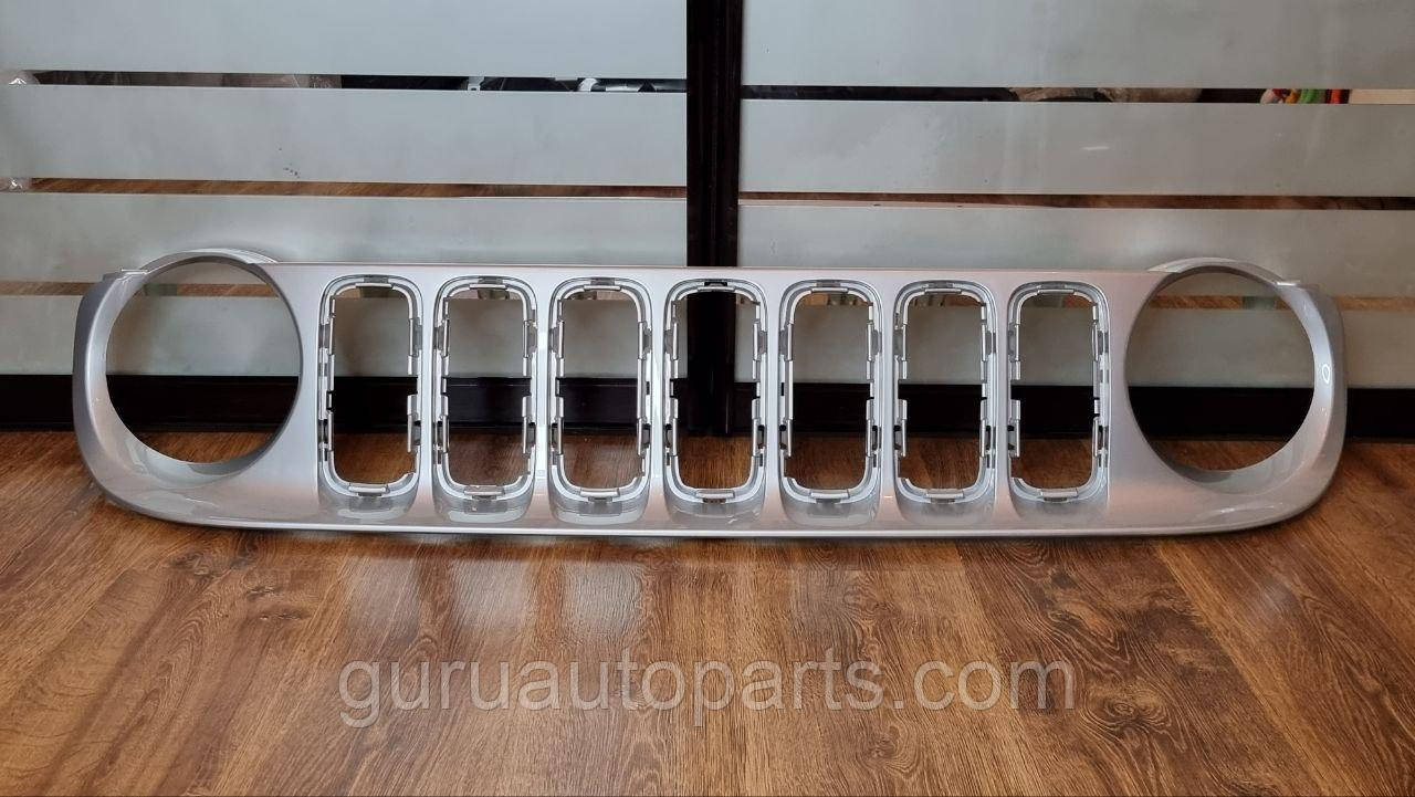Решітка радіатора Jeep Renegade 2014-2019 (5XB15LXHAA), фото 1