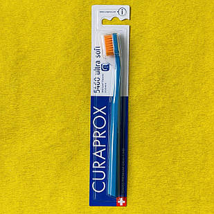 Зубна щітка curaprox CS 5460 Ultra Soft 1 шт. темно блакитний