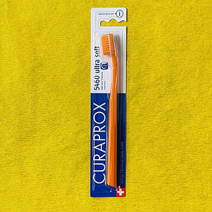 Зубна щітка curaprox CS 5460 Ultra Soft 1 шт. помаранчевий