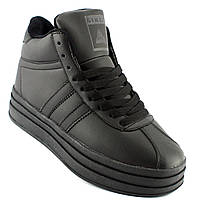 Кросівки зимові шкіряні жіночі чорного кольору на шнурівці на рівній високій підошві розмір 40