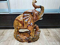 Декоративна фігура слона з камфорного дерева