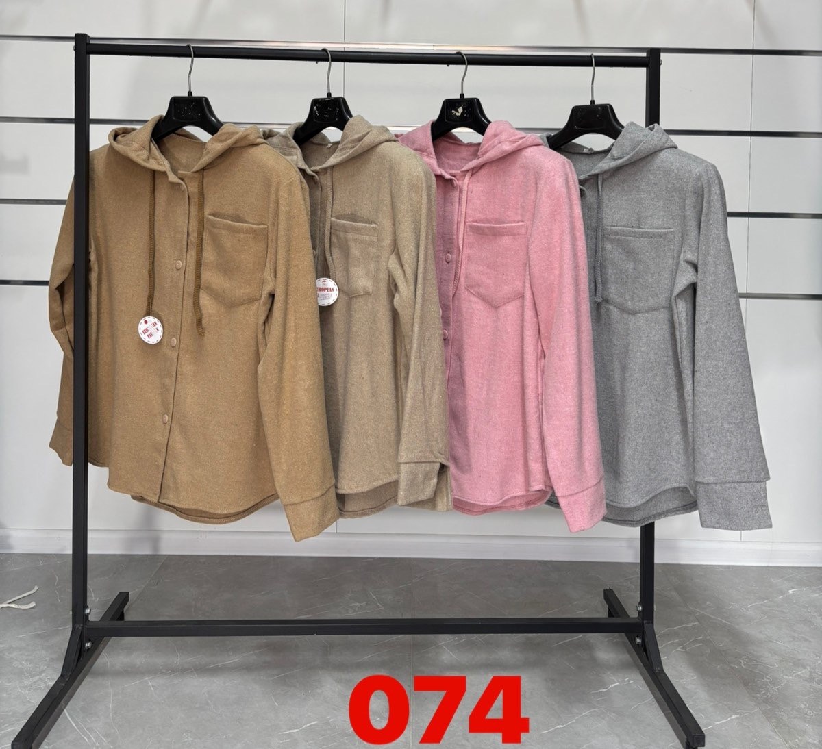 Сорочка жіноча однотонна з капюшоном норма 42.44.46.48 Україна колір у коментарії, фото 1