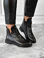 Женские демисезонные классические кожаные чёрные ботинки на шнурках на низком каблуке
