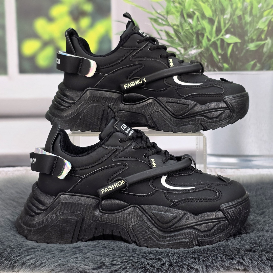 Кросівки жіночі Swin Shoes чорні на об'ємній підошві демісезонні 8075