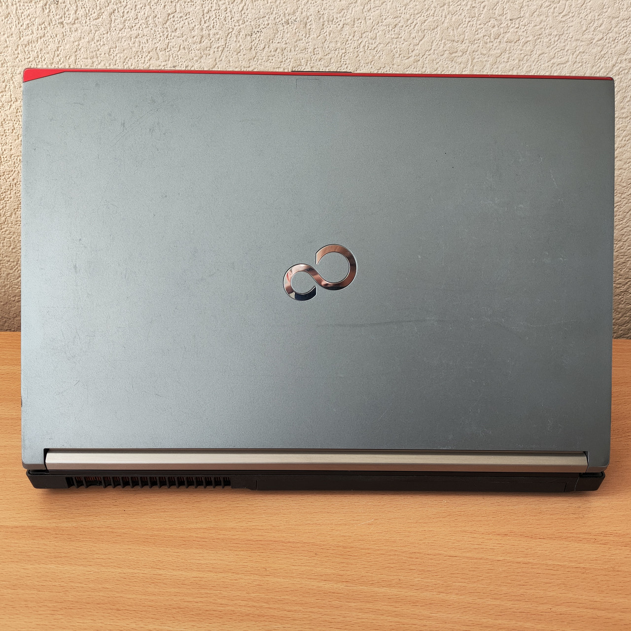 Игровой ноутбук Fujitsu Celsius H730 15.6” FHD/IPS i7-4800MQ