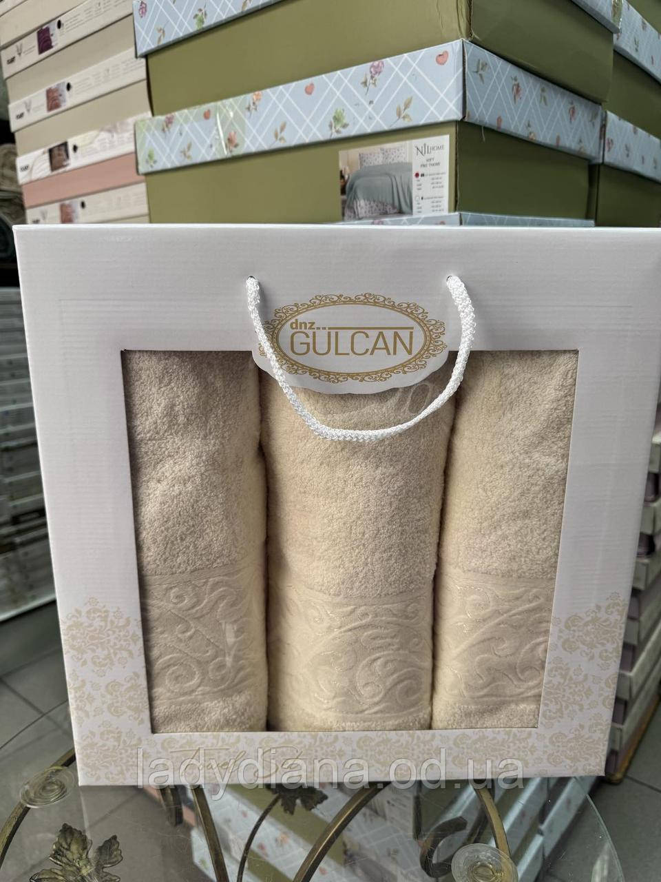 Набір рушників 3 шт для обличчя (2 шт) та лазні (1 шт) в коробці на подарунок бавовняні махрові Туреччина Gulcan, фото 1