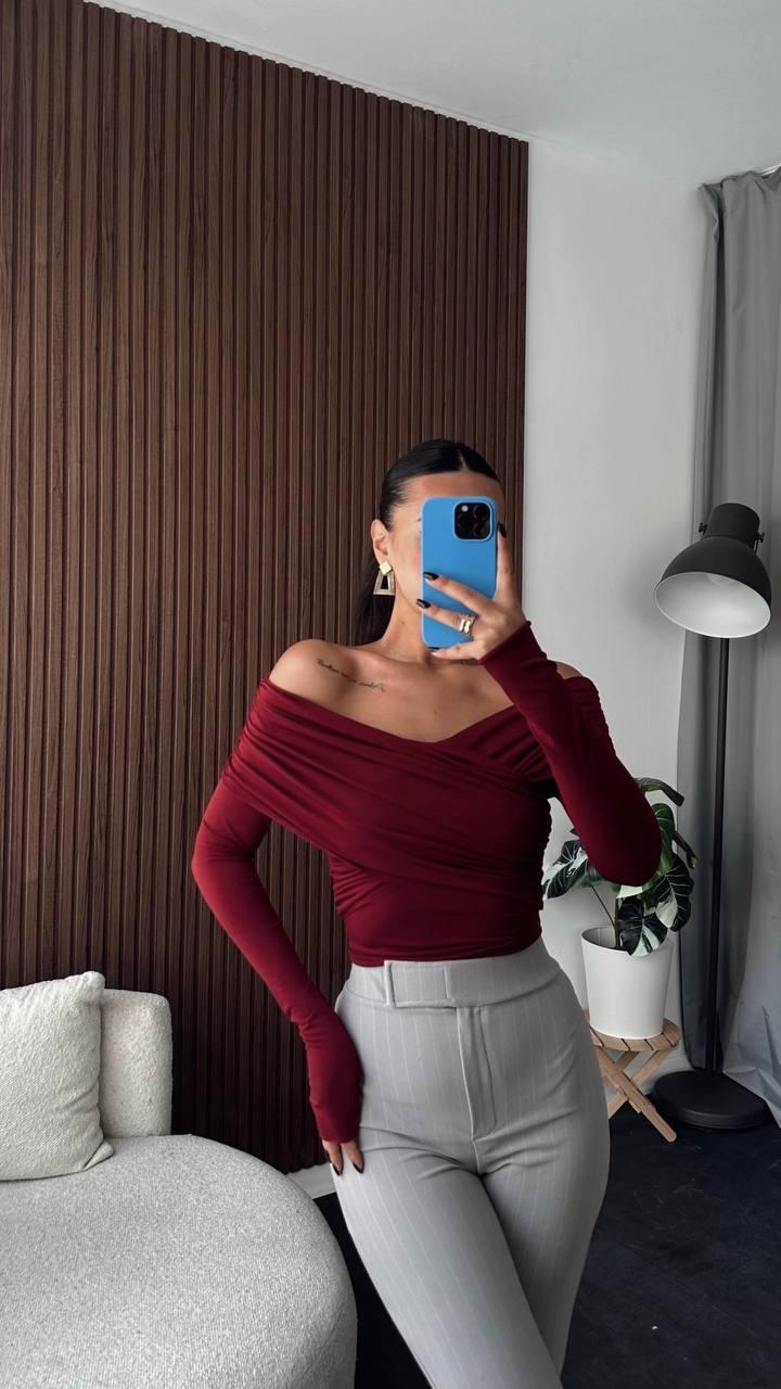 Жіночий базовий лонгсліва зі спущеними плечима осінній лонг обтягуючий кроп топ довгий рукав кофта, фото 1