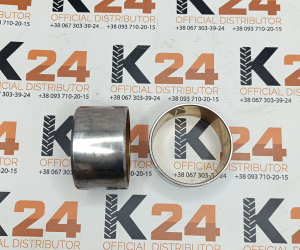 Втулка підйомного вала ліва 1.82.017/5117165 240100002429