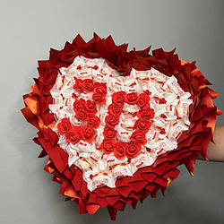 Букет з цукерок Рафаелло Raffaello на ювілей 30 солодкий подарунок червоний