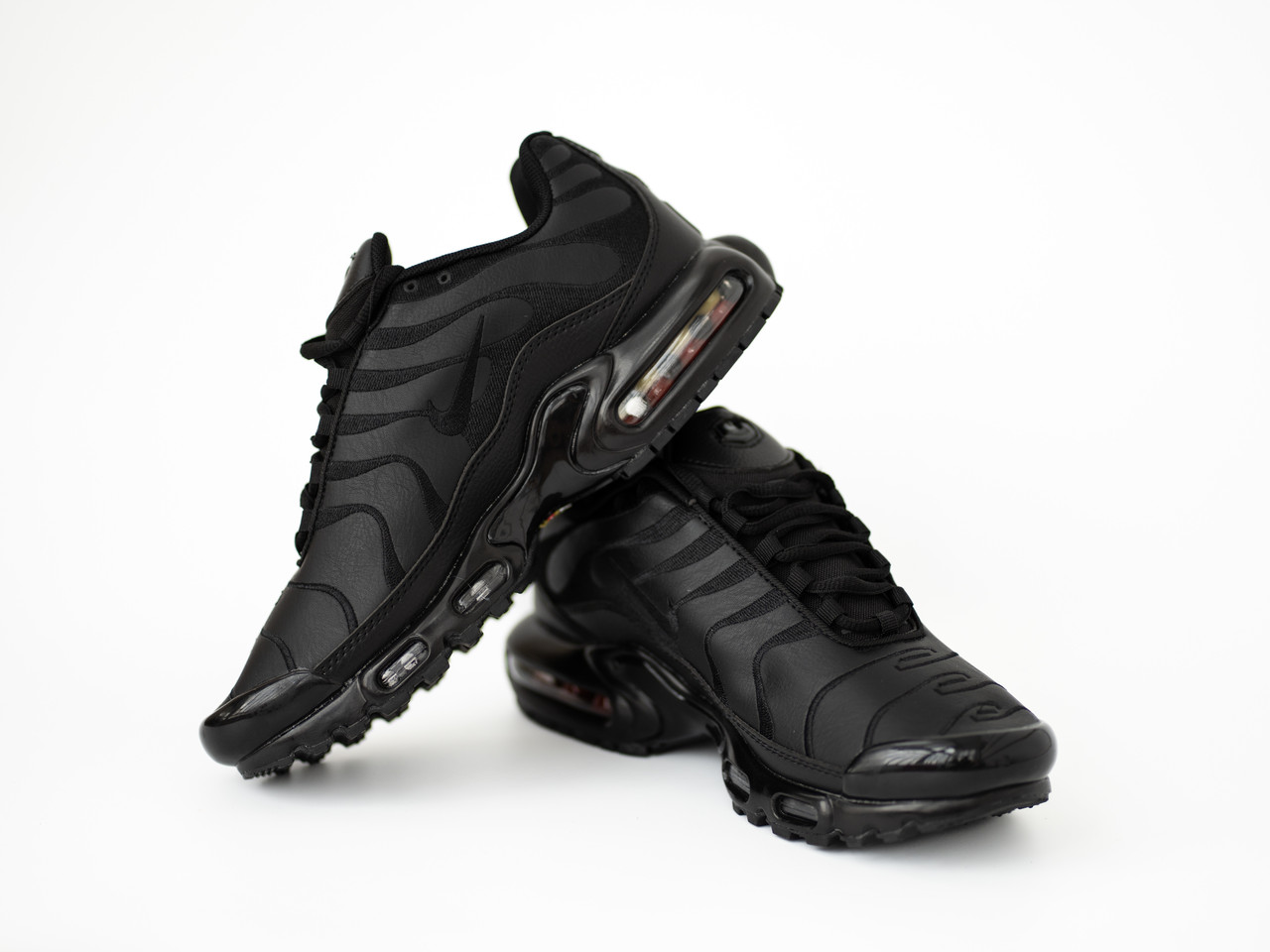Кросівки шкіряні Nike Air Max Plus TN унісекс Full Black чорні