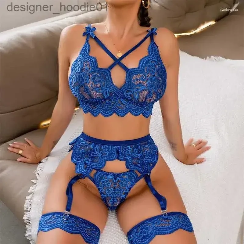 Жіночий комплект спідньої білизни синього кольору ліф, трусики, пояс з підтяжками та гартери на ноги